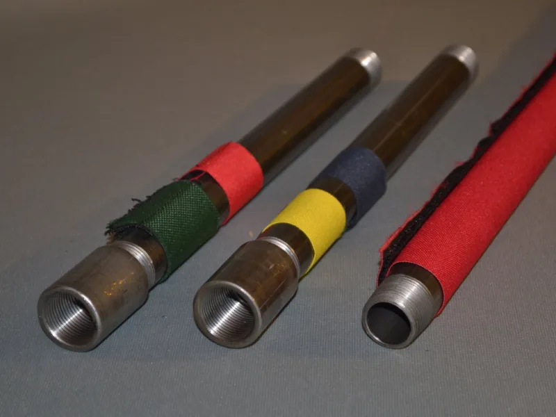 Colour markers on steel pipe